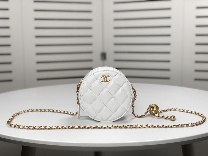 Chanel Handbags 871